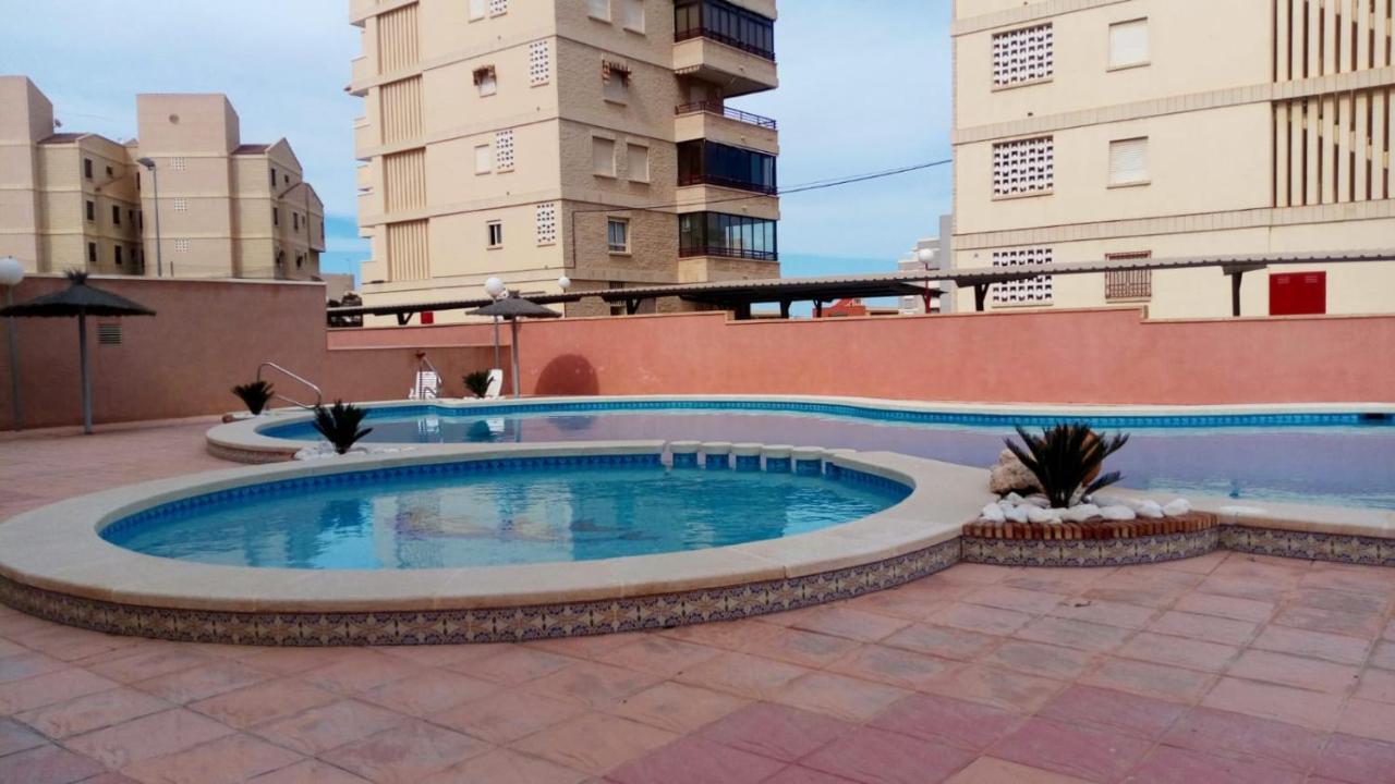 شقة Apartamento En Arenals Del Sol آريناليس ديل سول المظهر الخارجي الصورة